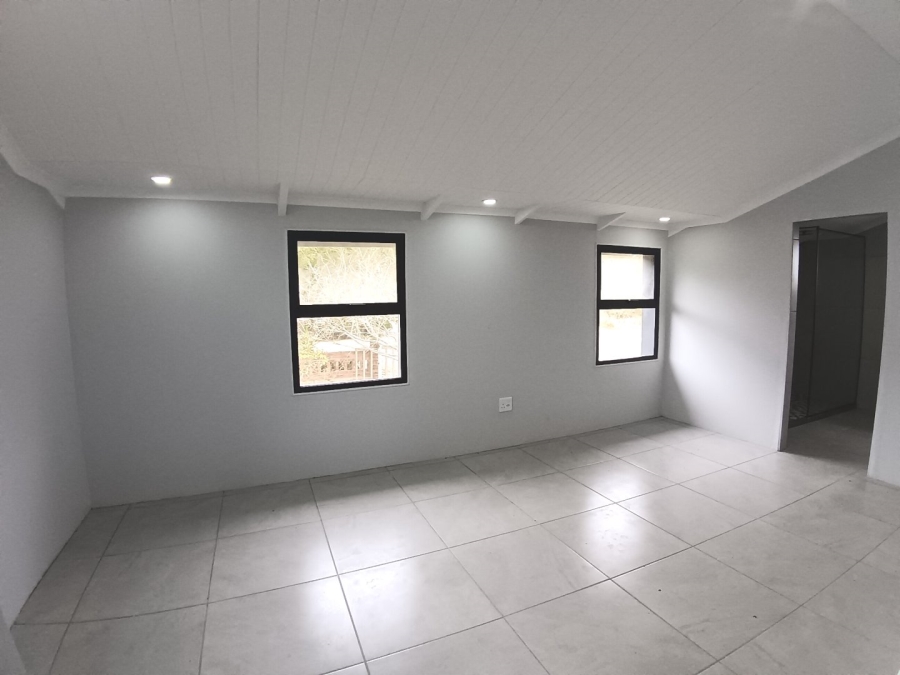5 Bedroom Property for Sale in Fraaiuitsig Western Cape